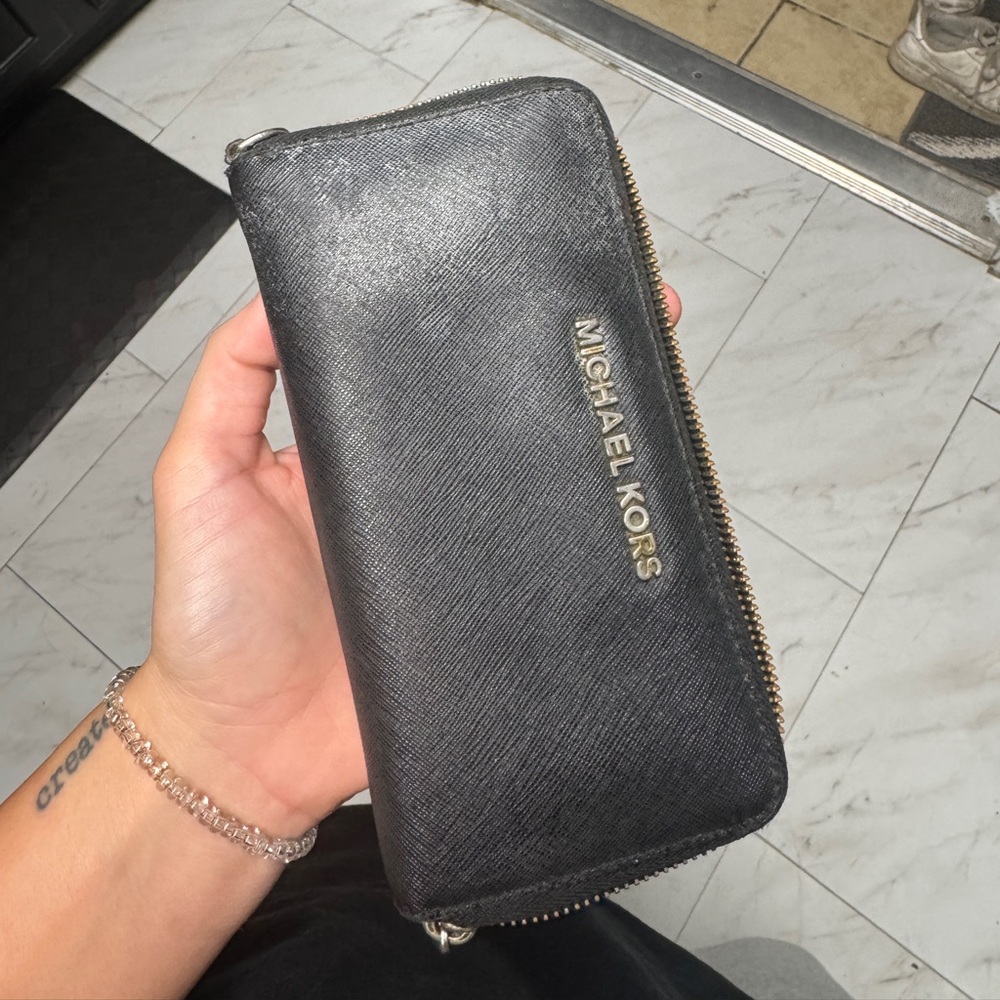 Michael Kors Black and Gold Zip Wallet